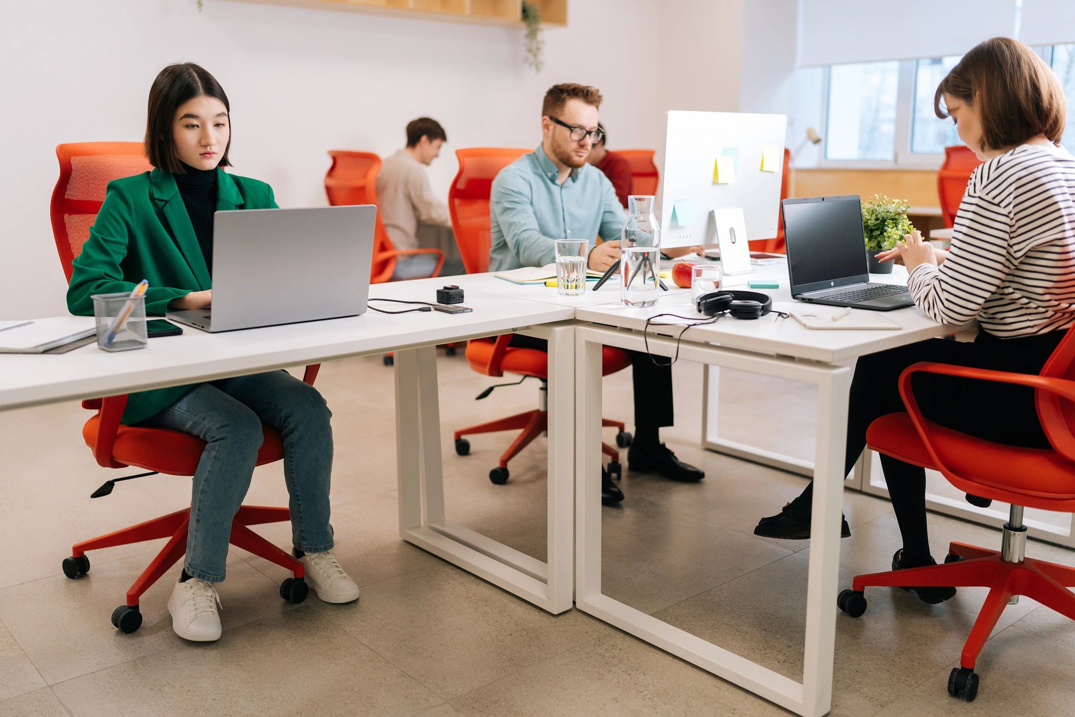 Team supporting online seller onboarding and account setup